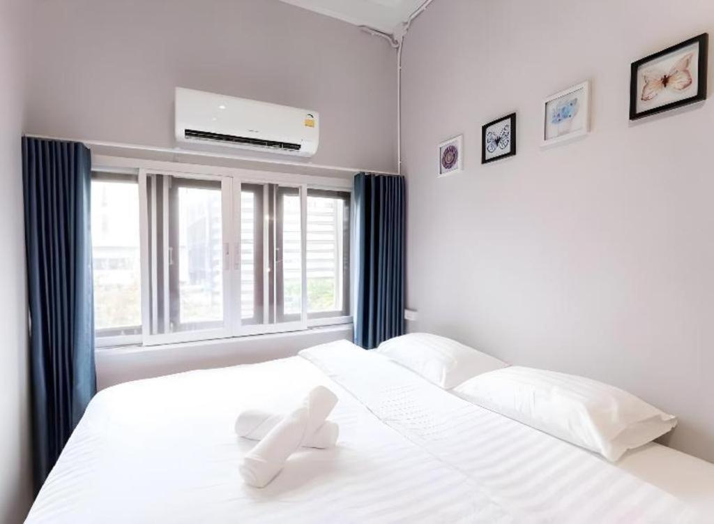 Oyo 480 Lemon Siam Hostel Bangkok Exteriör bild