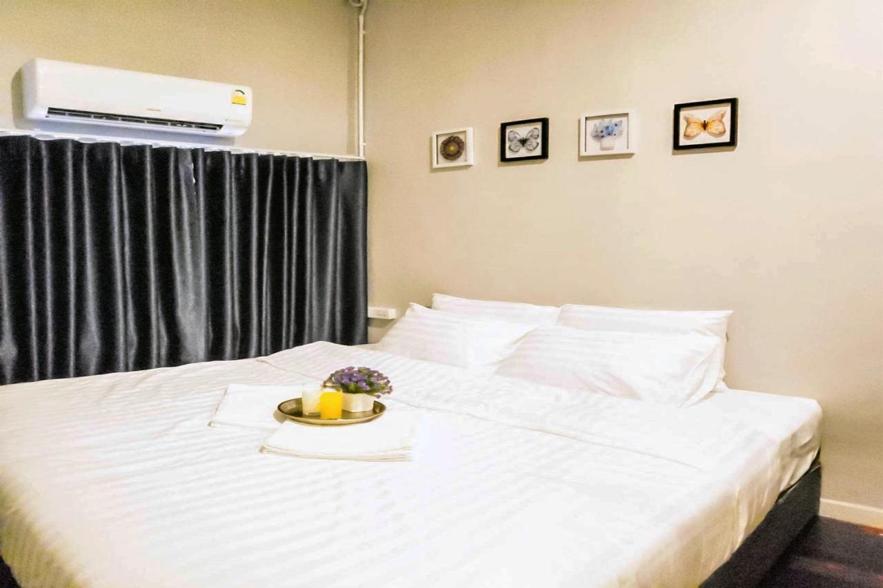 Oyo 480 Lemon Siam Hostel Bangkok Exteriör bild